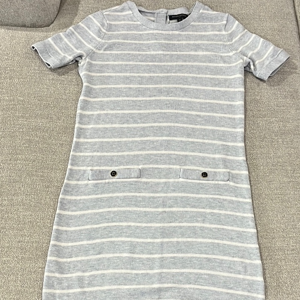 Banana Republic Gray and White Mini Dress with Mock Neck and Cuffed Sleeves